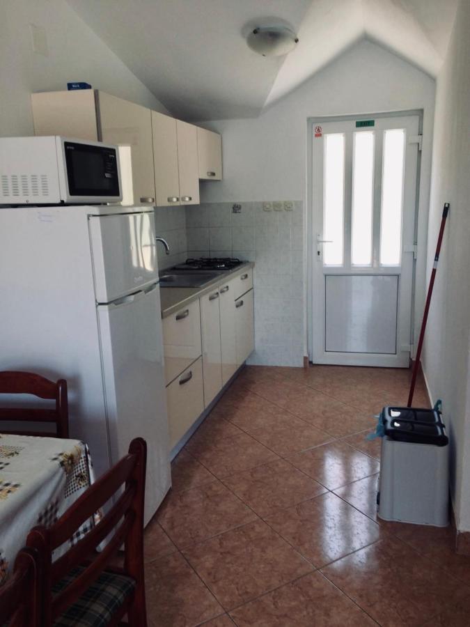 Apartmani Mima Nečujam Esterno foto