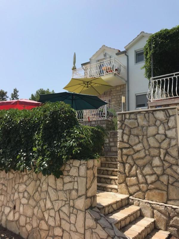 Apartmani Mima Nečujam Esterno foto